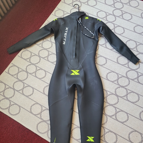 Xterra Volt Wetsuit - Picture 2 of 4